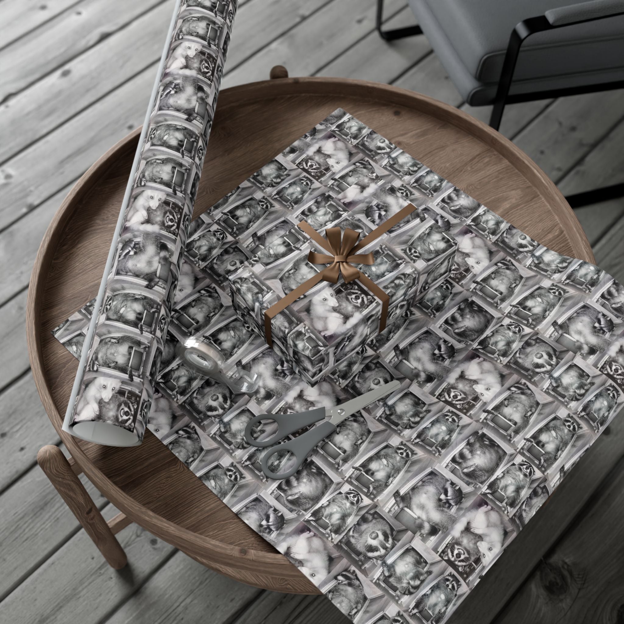 Señor Sanchez y Luna | Black & White Wrapping Paper